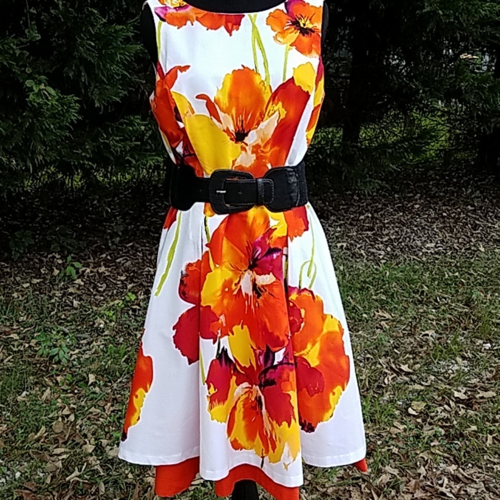 Dress by Sudio 1 New York - Picture 8 of 8